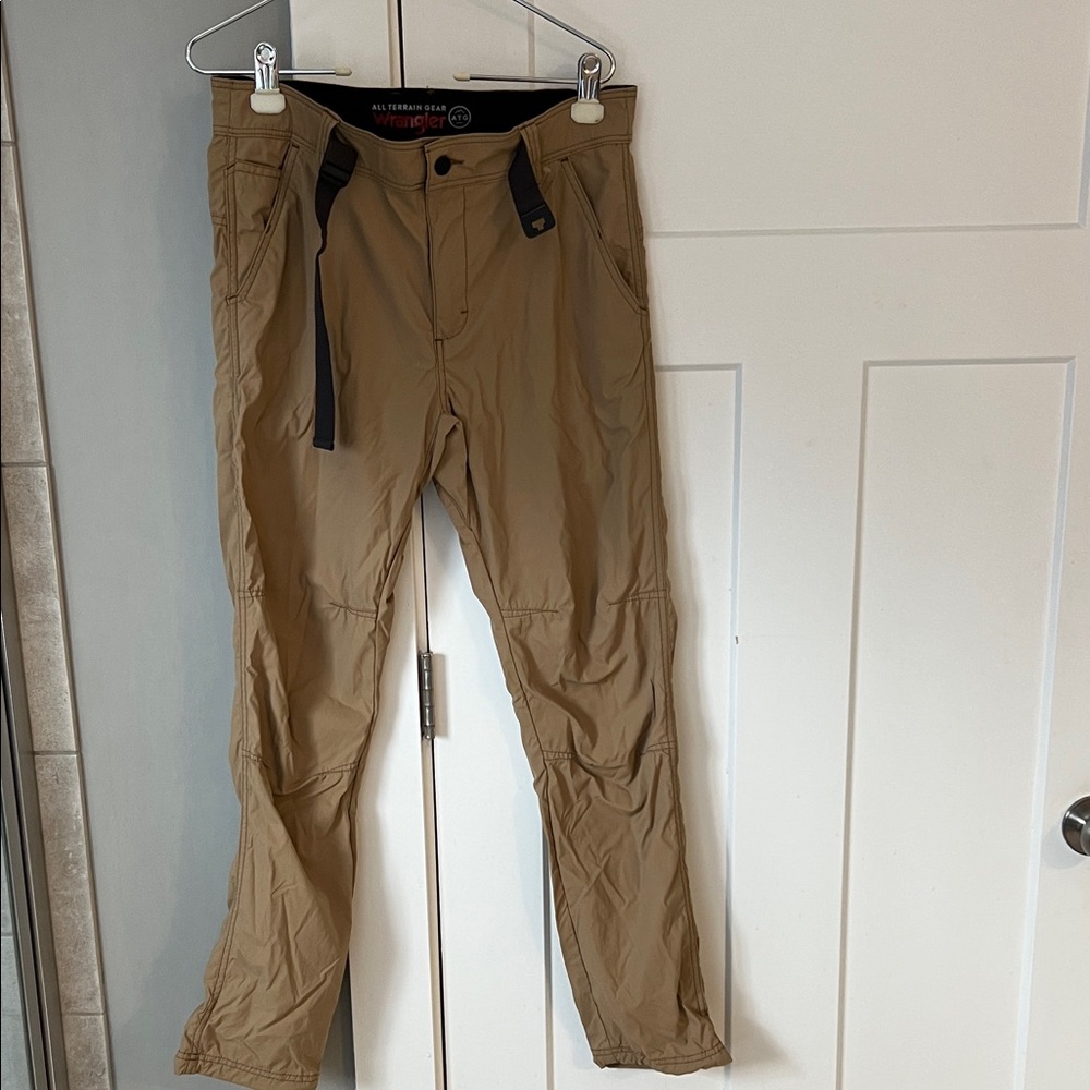 Wrangler ATG Men's Tan Pants 32x30 - NWOT